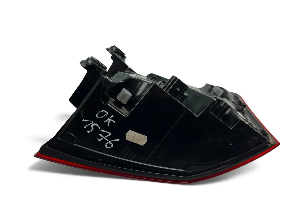 AUDI A6 C7/4G (2010-2020) Rear Left Taillight 4G5945095C 33506725