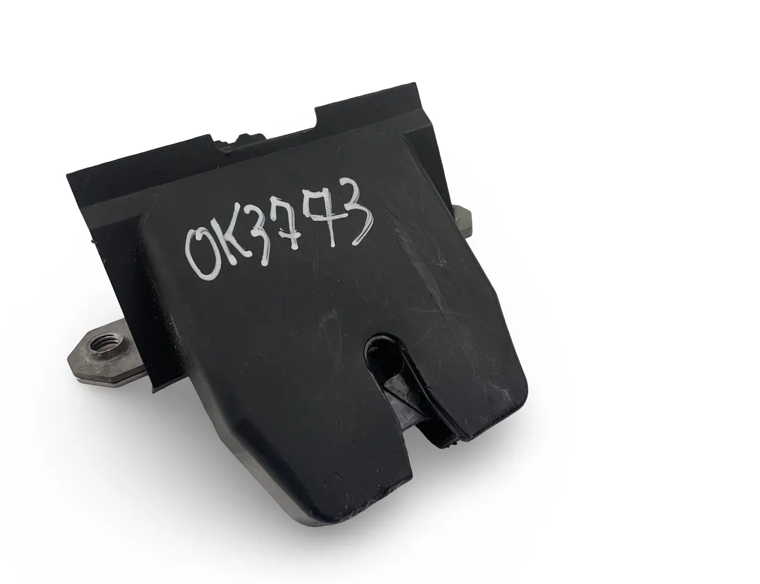 VOLVO V40 2 generation (2012-2020) Замок крышки багажника 31335870 33544855