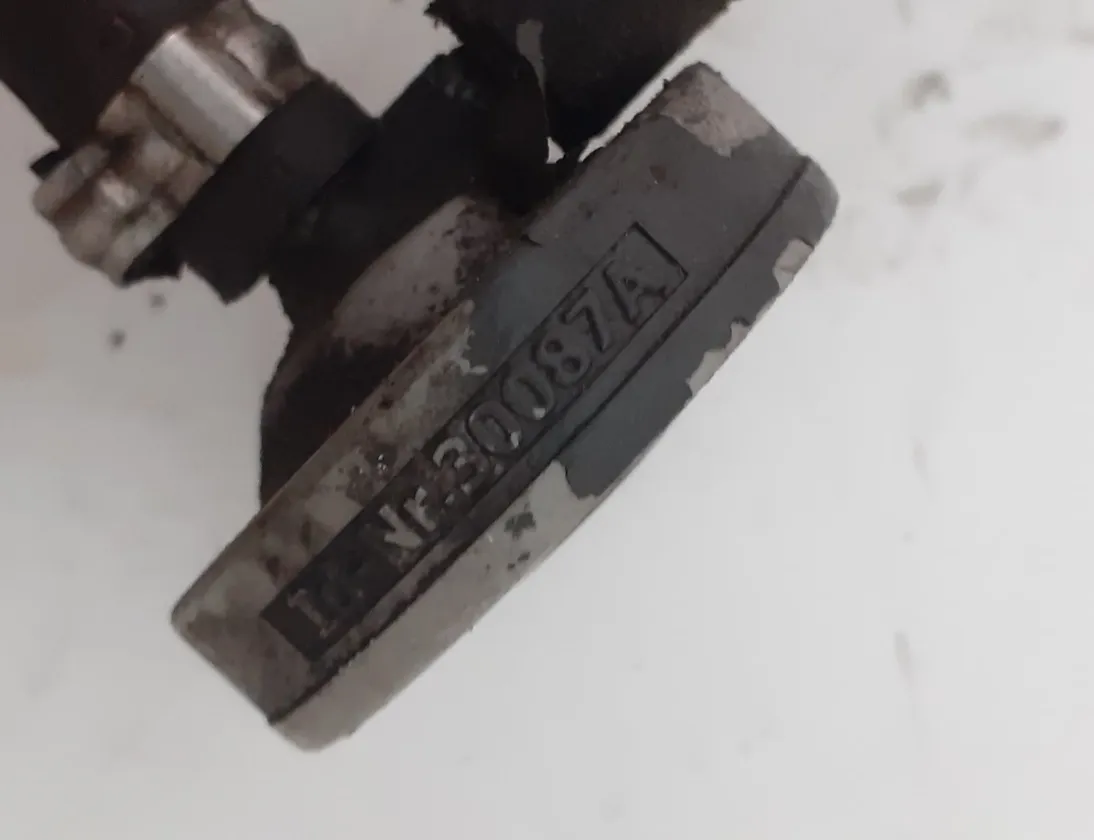 MERCEDES-BENZ ACTROS MP2 / MP3 (2002-present) Webasto degvielas sūknis 30087a,65210a 13846896