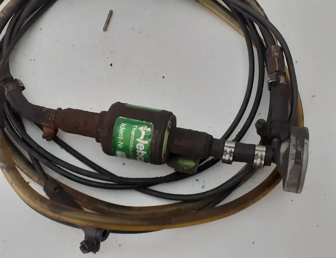 MERCEDES-BENZ ACTROS MP2 / MP3 (2002-present) Webasto degvielas sūknis 30087a,65210a 13846896