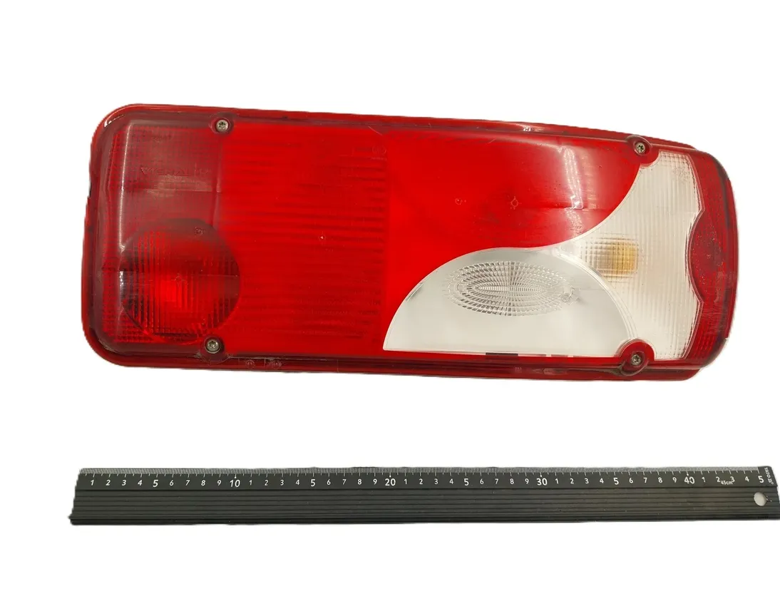 SCANIA P,G,R,T - series (2003-present) Aizmugurējais labais lukturis 156780RH,156780 31718723