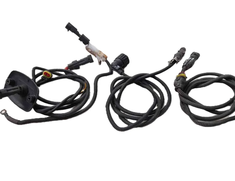 IVECO EuroCargo I-III (1991-2015) Kabeļi / vadi 504129717,504072621,504054878 32738683