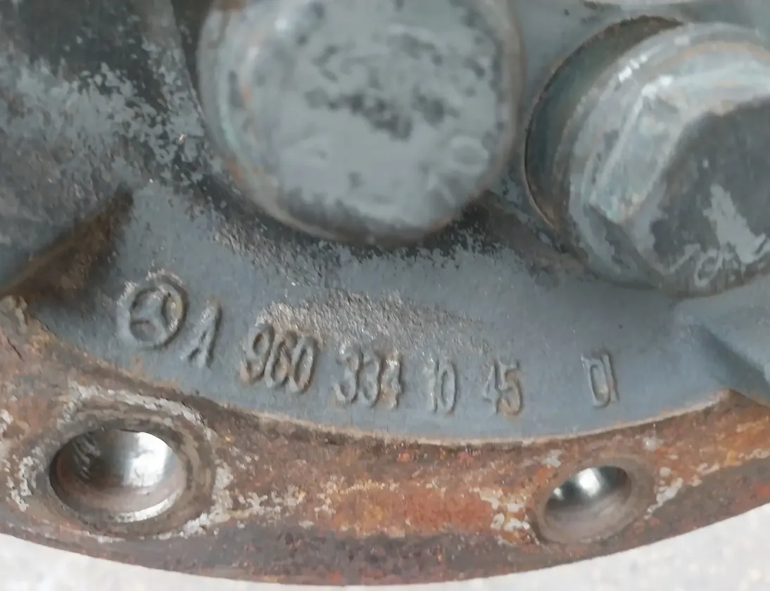 MERCEDES-BENZ ACTROS MP4 (2011-present) Priekšējā labā riteņa rumbas vārpsta/stupica A9603341045,A9603341045,9603341045 33364264