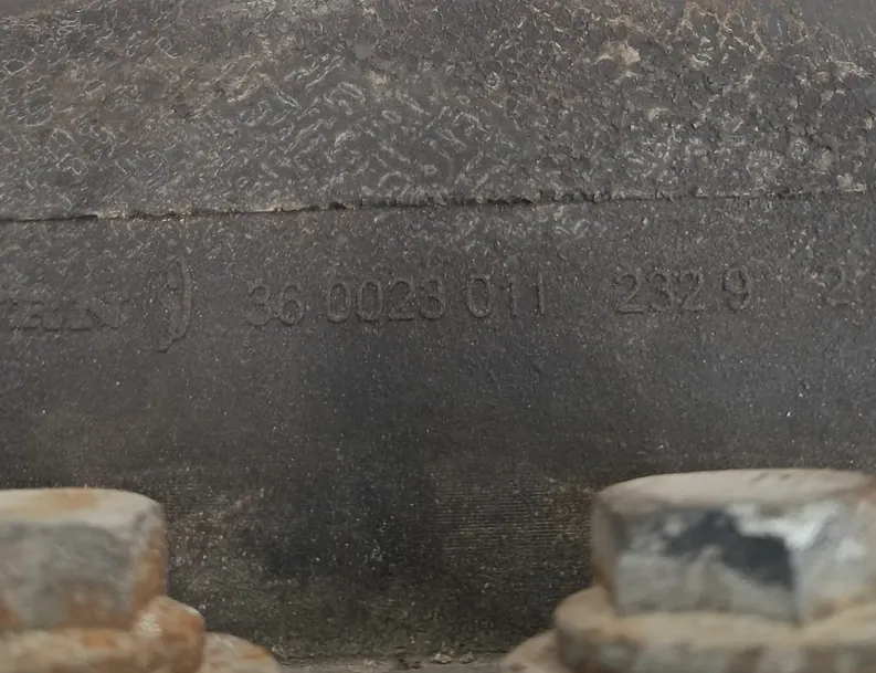 MERCEDES-BENZ ACTROS MP4 (2011-present) Centrālā atsperes stiprinājuma kronšteins A9603220409,A9603220409,9603220409,A9603221109,A9603221109,9603221109,A9603200577,A9603200577,9603200577 33717095