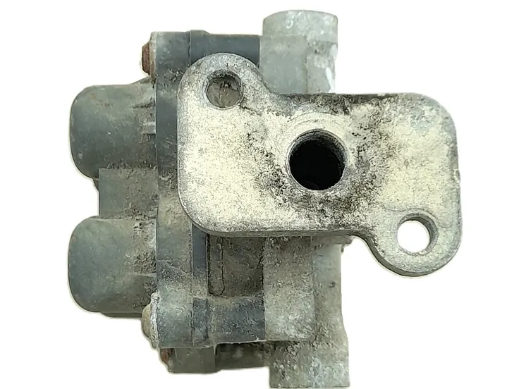 IVECO EuroCargo I-III (1991-2015) Safety four-way valve 1137461,AE4608,2322611,ZB4524,1137666 33918724