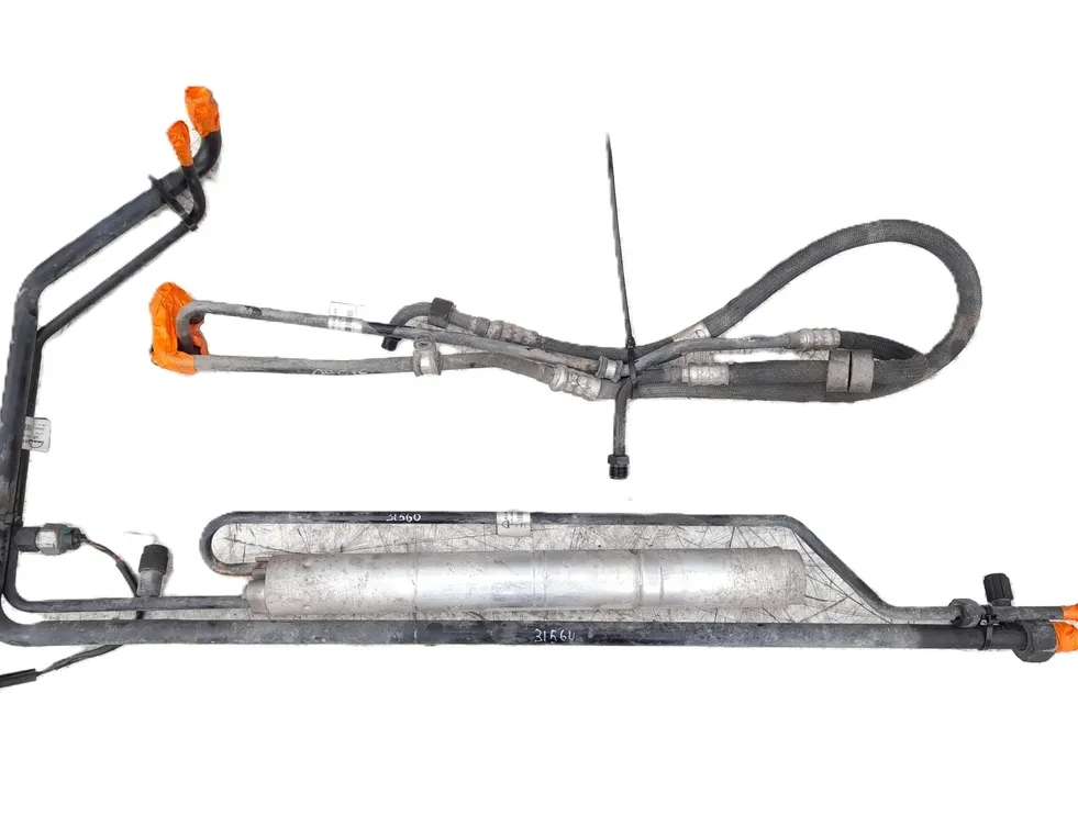 MAN TGX (2007-present) Gaisa kondicioniera sausinātājs 81.61910-6045,81619106045,81.61975-0253,81619750253,81.61975-0101,81619750101,81.61975-0286,81.61975-0247,81619750247,81619750286,81.61975-0252,81619750252 34845341