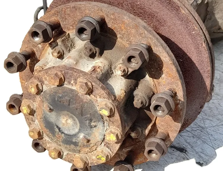 MAN TGX (2007-present) Aizmugurējā kreisā riteņa rumbas vārpsta/stupica 81357010155,81.35701-0155,81508030041,81.50803-0041,81271206182,81.27120-6182 34853299