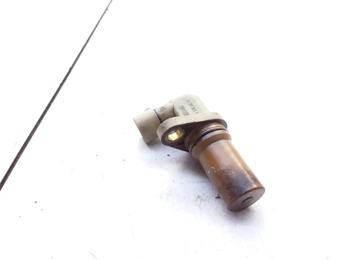 OPEL Zafira B (2005-2010) Crankshaft Position Sensor 0281002603 13859488