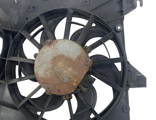 FORD Mondeo 3 generation (2000-2007) Radiatora ventilators 95BB-8146-BC 33345385