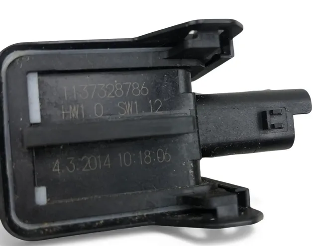 HYUNDAI i40 VF (1 generation) (2011-2020) Priekšējo labo durvju logu pacelšanas motorīts 1137328786 33366474