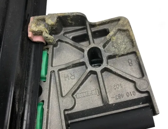 AUDI A5 8T (2007-2016) Стеклоподъемник задней правой двери 989583 33366698