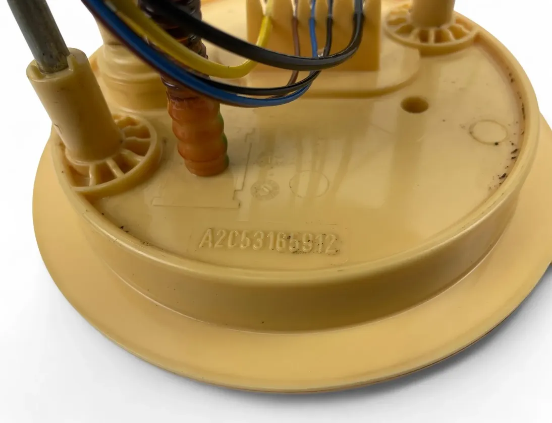 VOLKSWAGEN Golf 6 generation (2008-2015) Топливный насос 1K0919050J 33373480