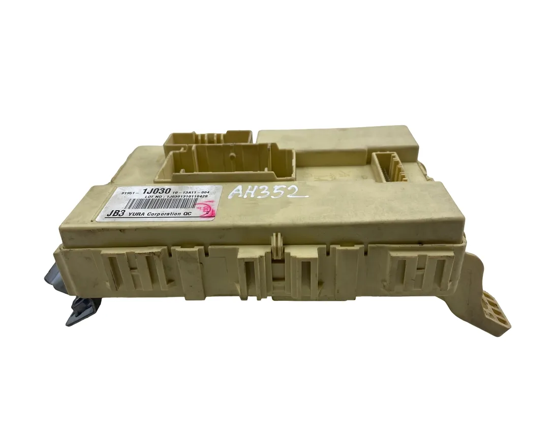 HYUNDAI i20 PB (1 generation) (2008-2014) Drošinātāju kārba 91951-1J030 33532573