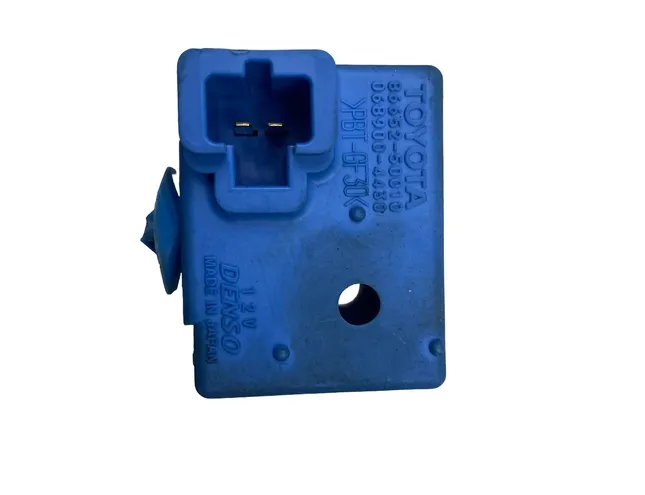 TOYOTA C-HR 1 generation (2016-2023) Реле 86652-50010 33551604