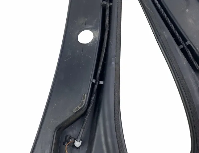 SKODA Octavia 3 generation (2013-2020) Priekšējā stikla tīrītāja apdare / plastmasa 123456 33577671