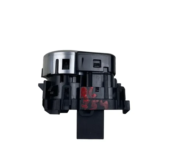 BMW 6 Series G32 (2017-2024) Aizdedzes poga 6835087 33614342