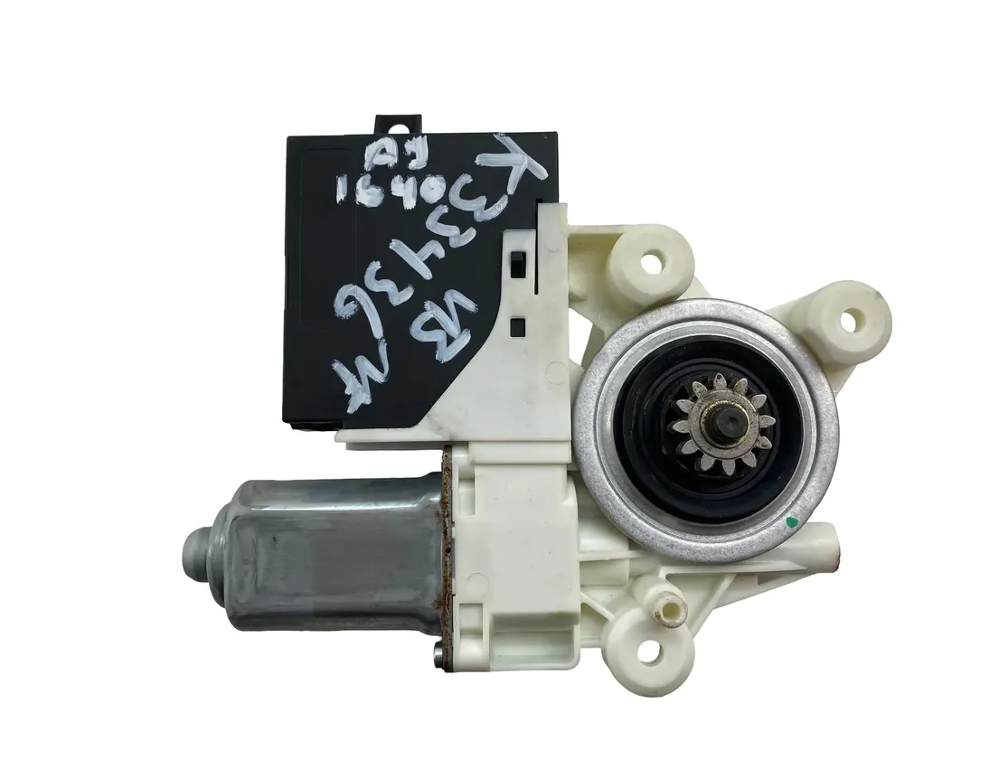 VOLVO V50 1 generation (2003-2012) Rear Left Door Window Control Motor 30710147 34484668