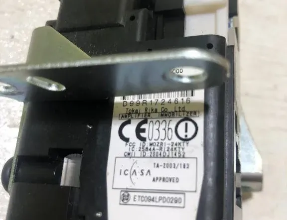 TOYOTA Corolla Verso 1 generation (2001-2009) Замок зажигания 0336 33168289