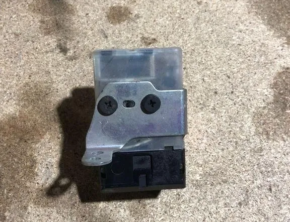 TOYOTA Corolla Verso 1 generation (2001-2009) Замок зажигания 33168850