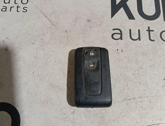 TOYOTA Corolla Verso 1 generation (2001-2009) Aizdedzes atslēga VU00 33170709