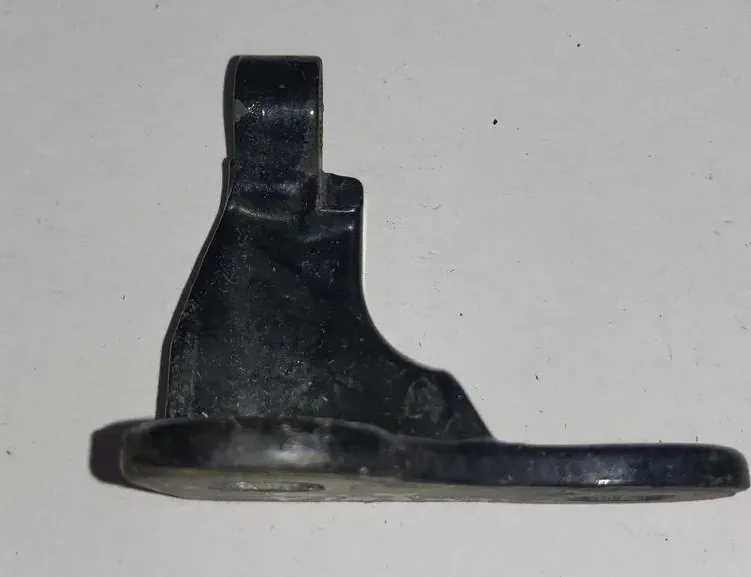 BMW 7 Series E65/E66 (2001-2008) Priekšējo kreiso durvju eņģes 7017816 33750736