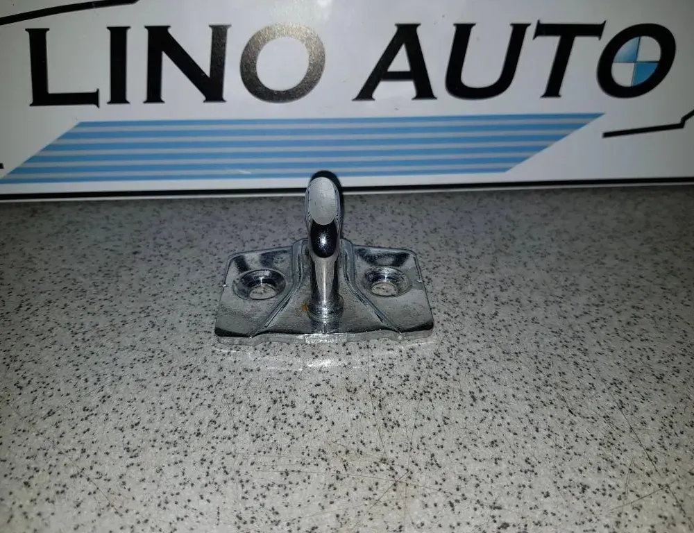 BMW 5 Series E60/E61 (2003-2010)  Защелка багажника багажника 7148705 33754247