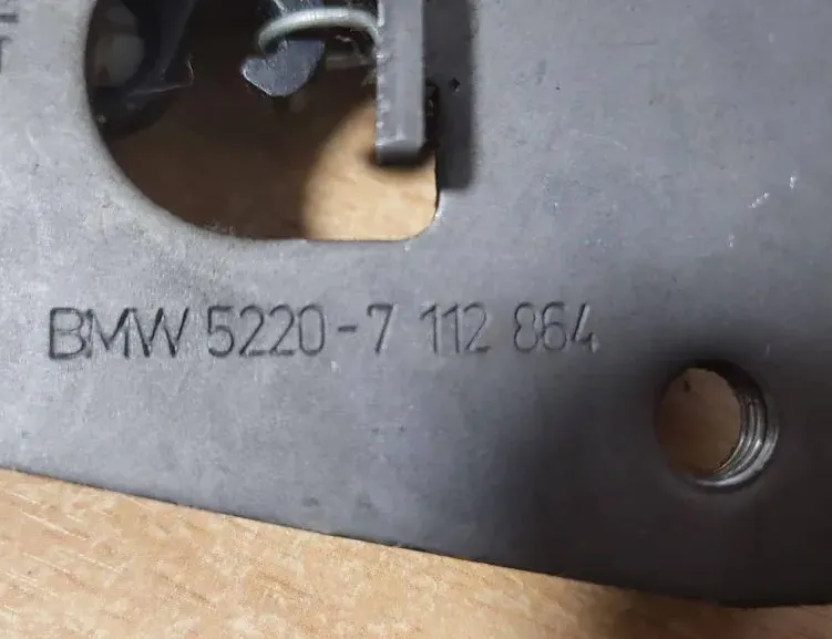 BMW 5 Series E60/E61 (2003-2010) Другие внутренние детали 52207112864 33757653