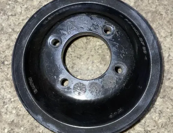 BMW 5 Series E39 (1995-2004) Ūdens sūkņa skriemelis 1730554 33757921