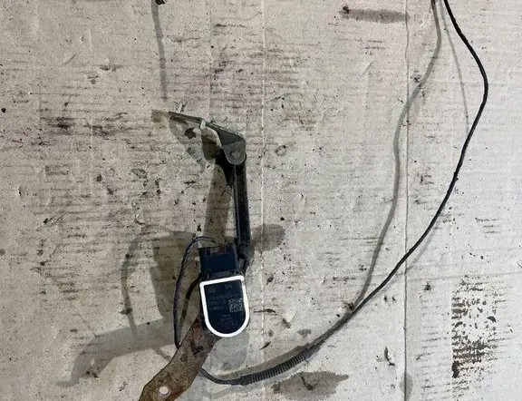 BMW 1 Series F20/F21 (2011-2020) Датчик уровня спереди справа 6784072 33760634