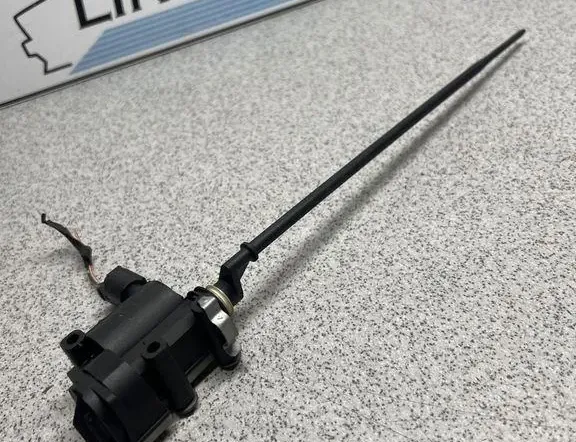 BMW 5 Series Gran Turismo F07 (2010-2017) Degvielas tvertnes vāciņa bloķēšana 7139398 33762690