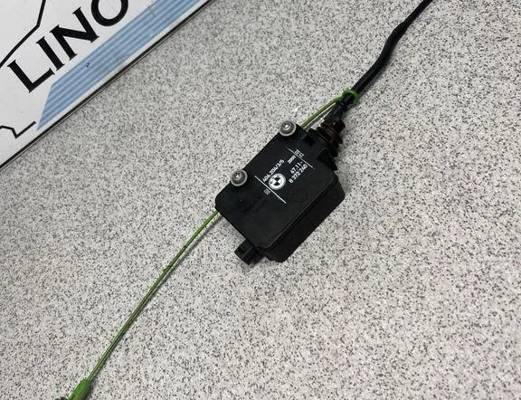 BMW 3 Series E46 (1997-2006) Degvielas tvertnes vāciņa bloķēšana 8372240 33764893