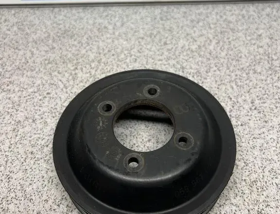 BMW 3 Series E46 (1997-2006) Ūdens sūkņa skriemelis 1436590 33765569