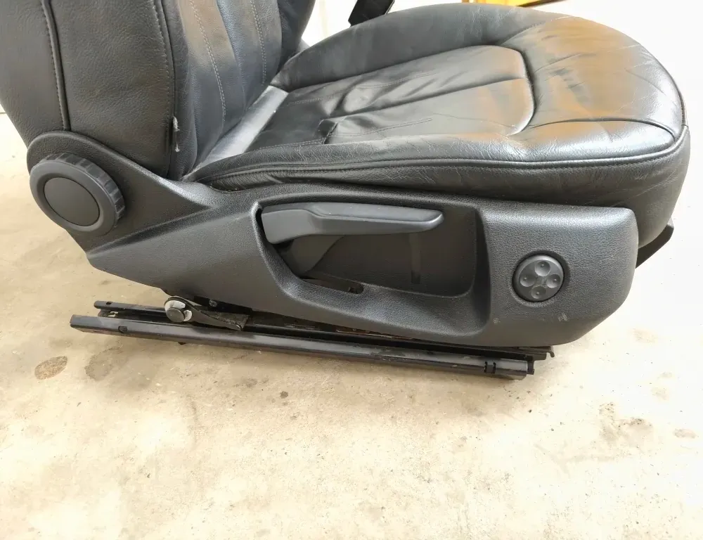 AUDI A6 C7/4G (2010-2020) Сиденье переднее правое 33335017