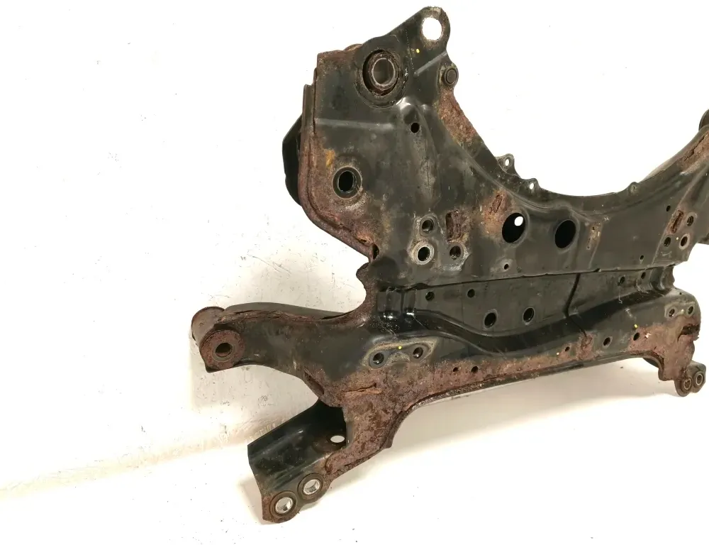 TOYOTA Avensis 3 generation (2009-2020) Передний траверс 33594411