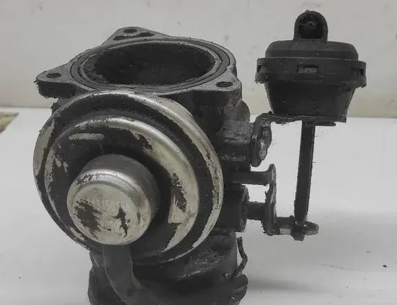 SEAT Altea 1 generation (2004-2013) EGR Valve 038129637 33239962
