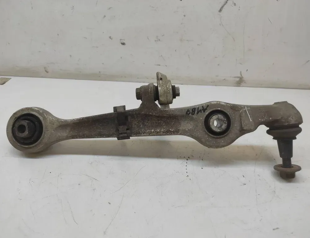 AUDI A4 B7/8E (2004-2008) Front Right Upper Control Arm 8E0407155E 33240024