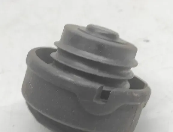 AUDI A6 C6/4F (2004-2011) Degvielas tvertnes vāciņš 191201553A 33240363