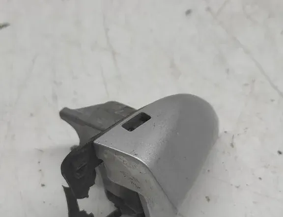 VOLKSWAGEN Passat B7 (2010-2015) Citas apdares detaļas 33240880