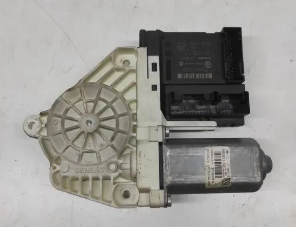 AUDI A4 allroad B8 (2009-2015) Маторчик стеклоподъемника передней левой двери 1K0959793L,974627103 33241529