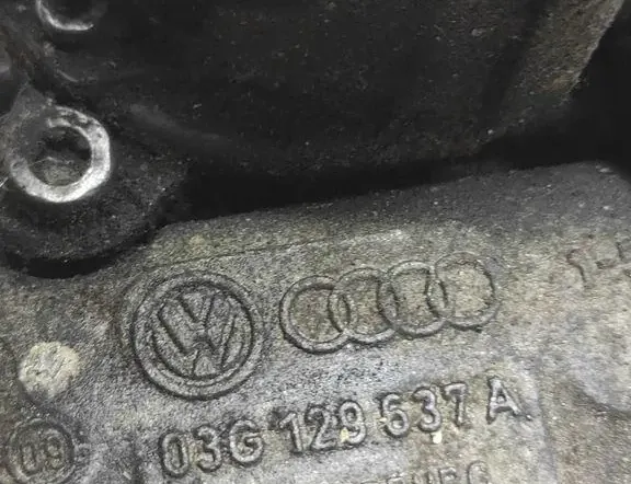 VOLKSWAGEN Passat B7 (2010-2015) EGR Valve 03G129637A 33241719