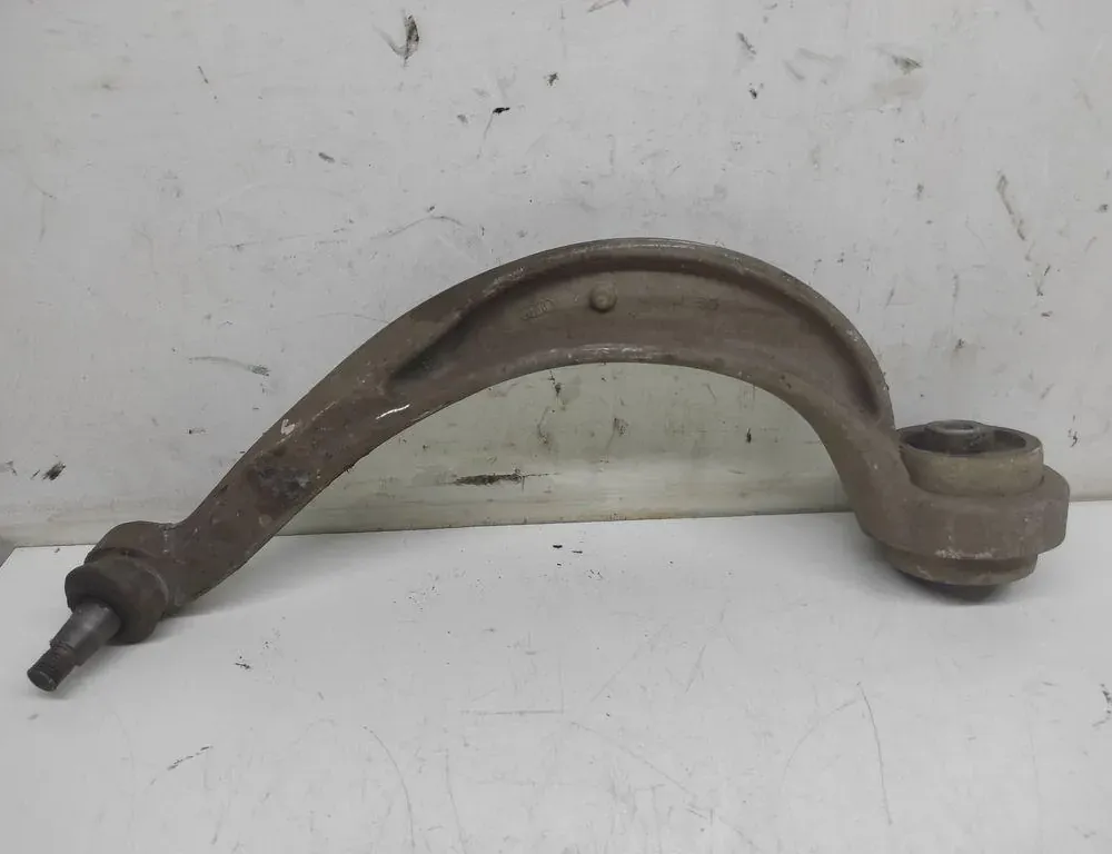 AUDI A4 allroad B8 (2009-2015) Верхний рычаг передний правый 8K0407696H 33241774