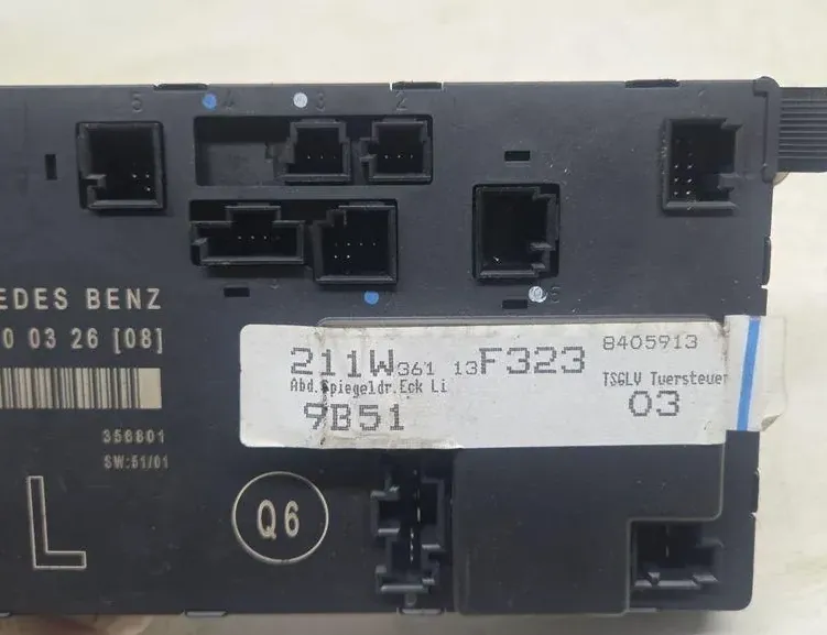 MERCEDES-BENZ E-Class W211/S211 (2002-2009) Блок управления дверей передние  правые 2118200326,356801 33242995