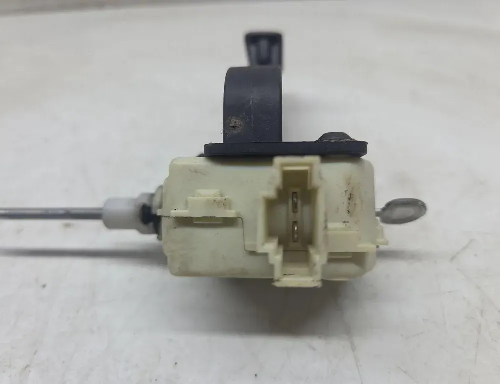 MERCEDES-BENZ E-Class W211/S211 (2002-2009) Degvielas tvertnes vāciņa bloķēšana A2038201997 33243028