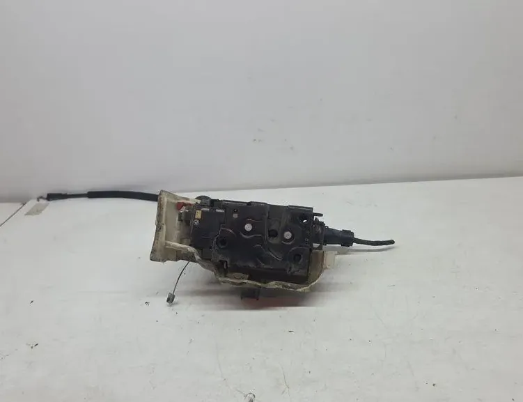 VOLKSWAGEN Golf 6 generation (2008-2015) Front Left Door Lock 33243587