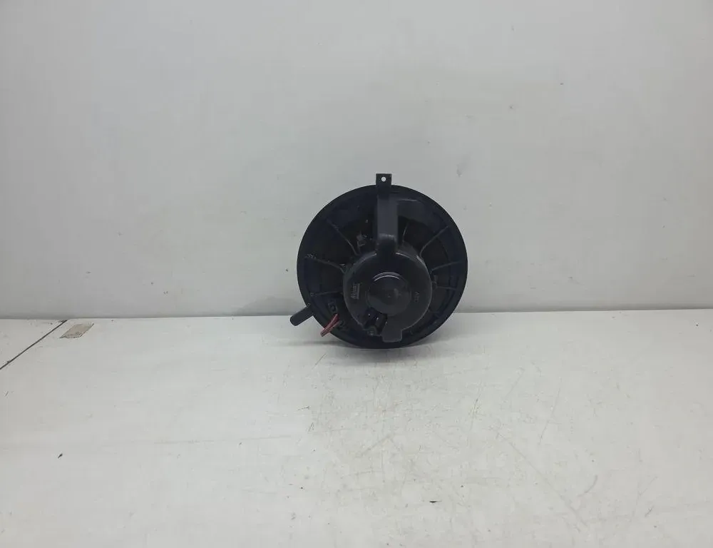 VOLKSWAGEN Touran 1 generation (2003-2015) Interior Heater 2020W39,87034 33402833