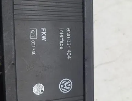 VOLKSWAGEN Touran 1 generation (2003-2015) Другие блоки управления 6N0051434,E1021748 33402883