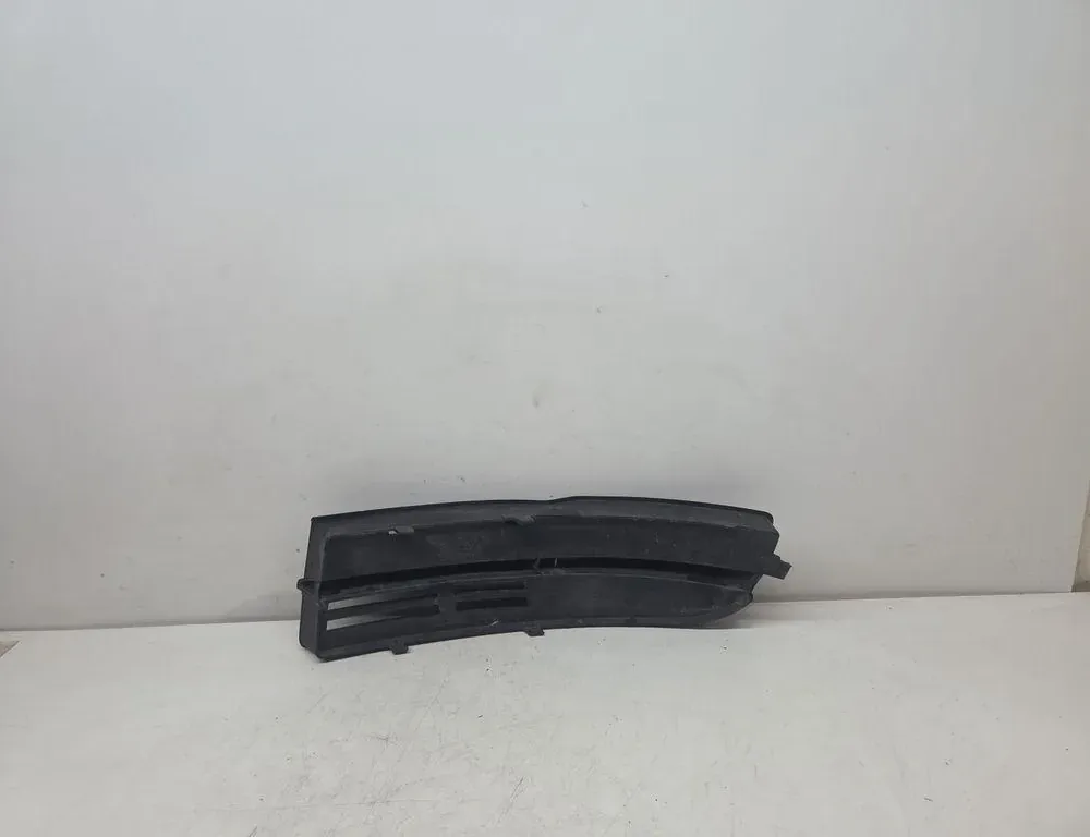 VOLKSWAGEN Touran 1 generation (2003-2015) Нижняя решетка переднего бампера 1T0853666 33402915