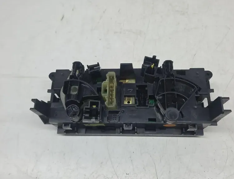 PEUGEOT 207 1 generation (2006-2009) Другие блоки управления 69910004,N132080FN 33403303