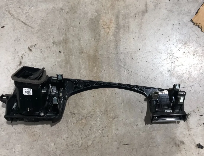 MINI Cooper F56 (2013-2020)  Решётки 9891227 33368101