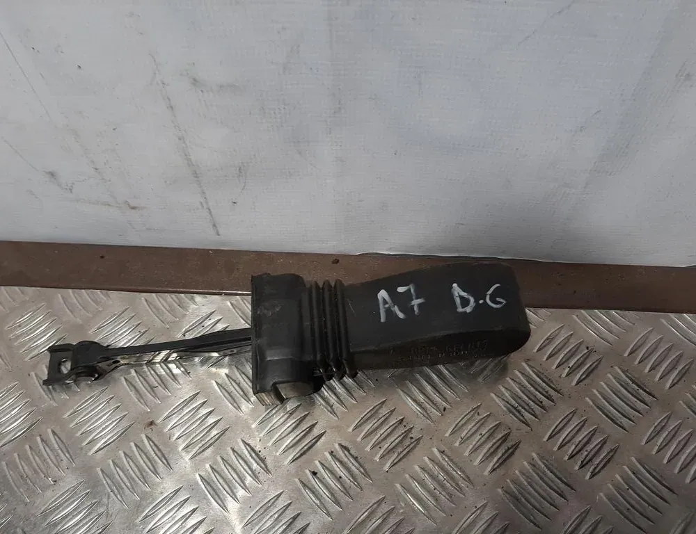 AUDI A7 C7/4G (2010-2020) Ограничитель задней левой двери 8T8839267A 33406331